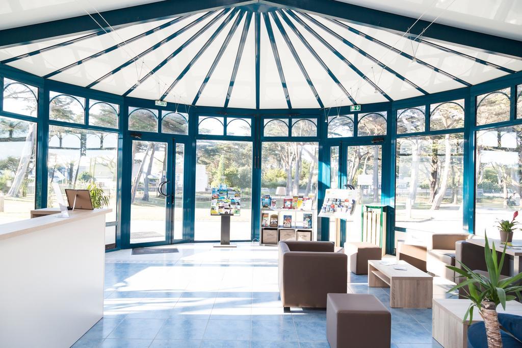 Residence Odalys Valentin Plage Batz-sur-Mer Exterior photo